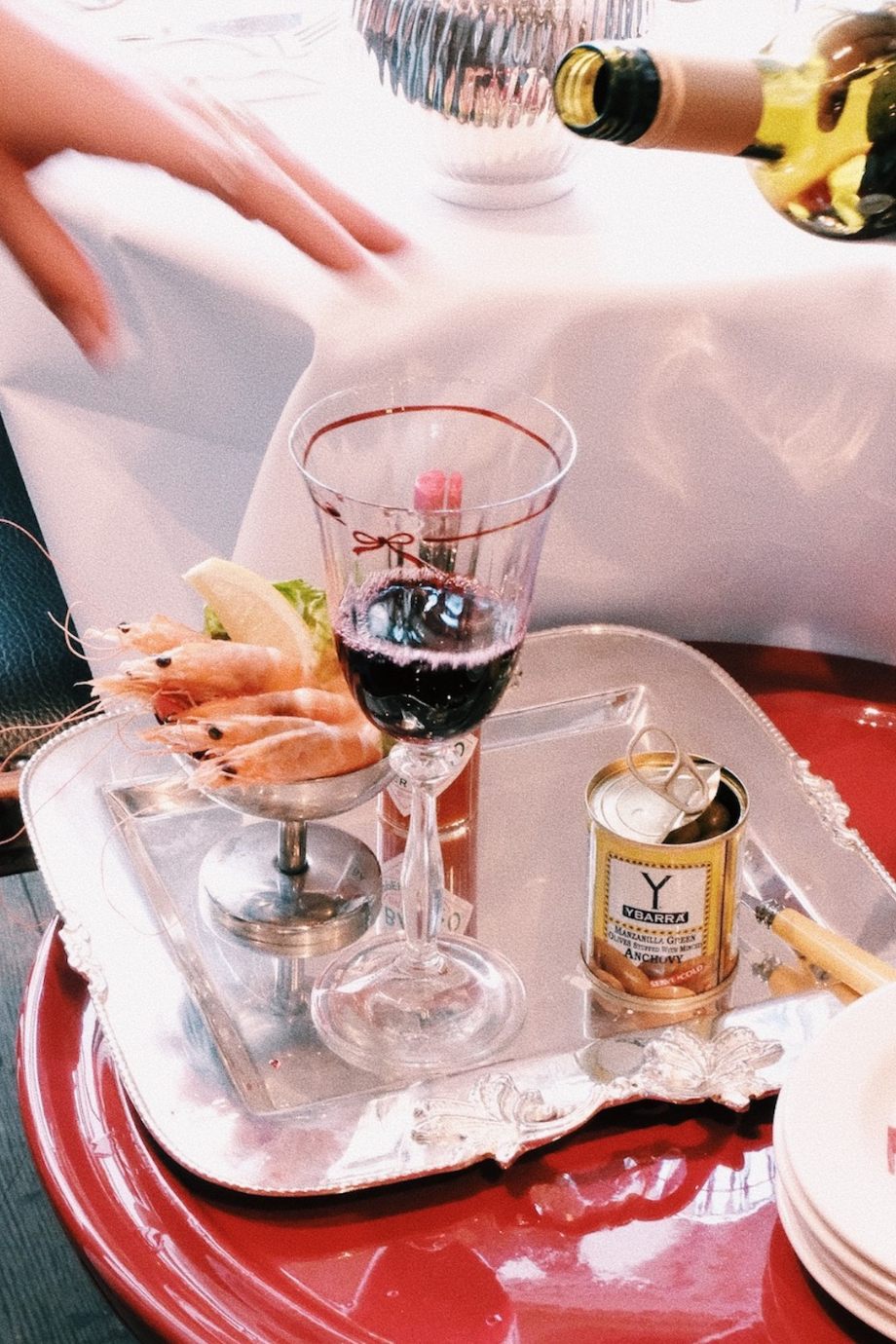 Anna_Nina_bistro_bow_wine_glass_my_uncles_house